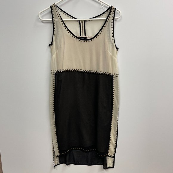 Ivy + Blu Dresses & Skirts - Ivy + Blu Chiffon Studded Dress Size 2‎